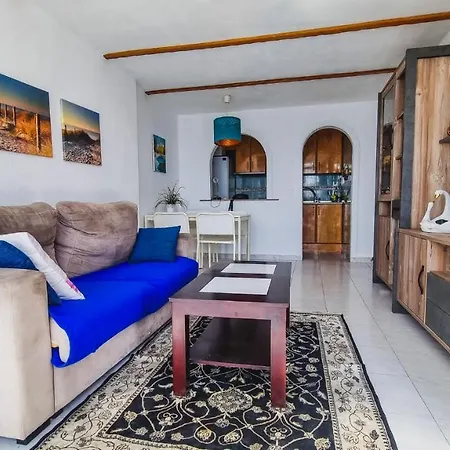 A Step From The Ocean!!! Apartment